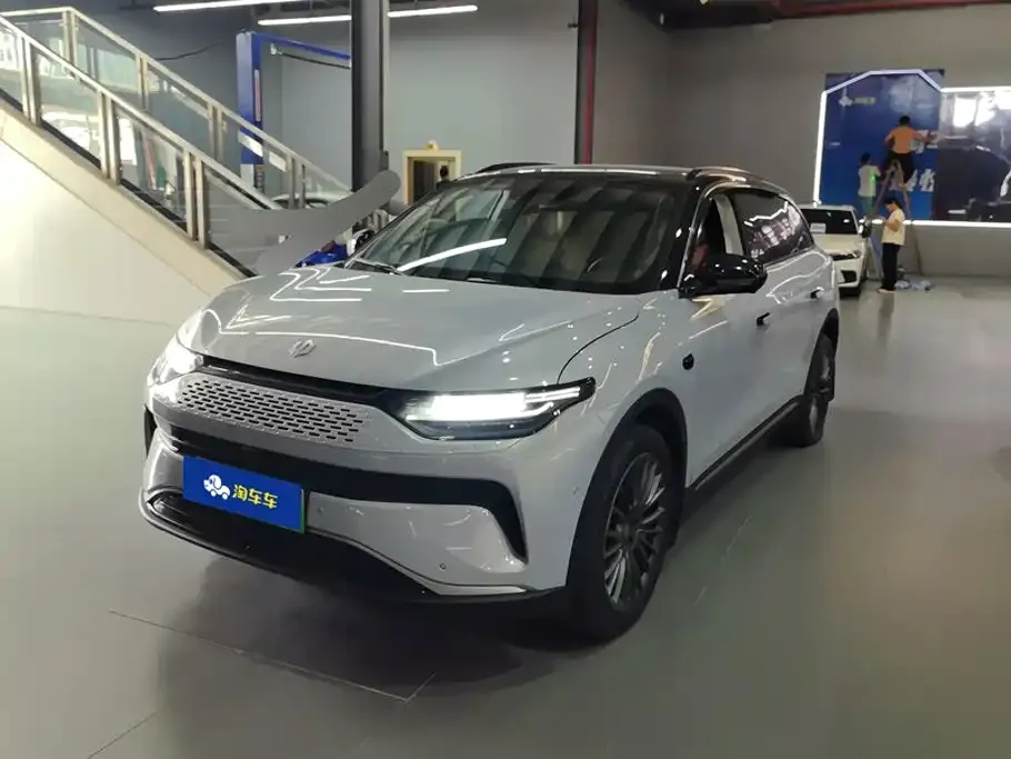 2024 Leapmotor C11 EREV 300 Premium