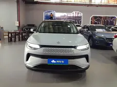 2024 Leapmotor C11 EREV 300 Premium — фото 2