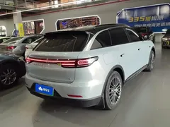2024 Leapmotor C11 EREV 300 Premium — фото 3