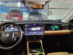 2024 Leapmotor C11 EREV 300 Premium — фото 13