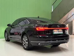 2023 Volkswagen Passat 430PHEV Luxury, чёрный — фото 9