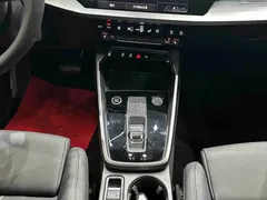 2022 Audi A3 Sportback 35 TFSI Fashion Sport, зелёный — фото 12