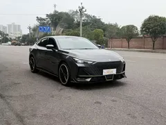 2022 Changan UNI-V 1.5T Sport — фото 2