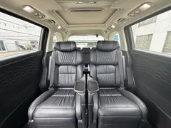 2022 Honda Elysion 2.0L e:HEV Hybrid Luxury, белый — фото 13