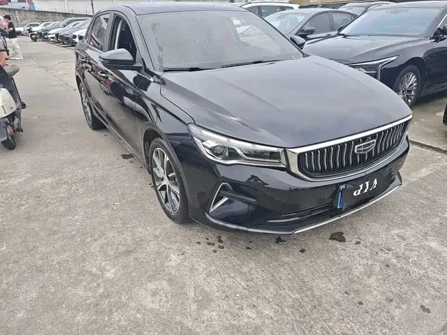 2022 Geely Emgrand 4th Gen 1.5L CVT Luxury