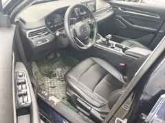 2022 Geely Emgrand 4th Gen 1.5L CVT Luxury — фото 4