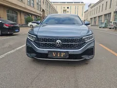 2022 Volkswagen Passat 330TSI Premium, синий — фото 7
