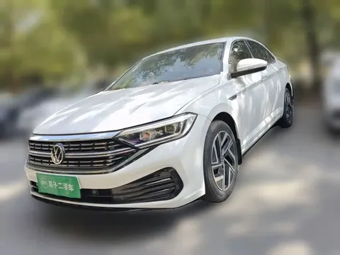 2023 Volkswagen Sagitar 300TSI DSG