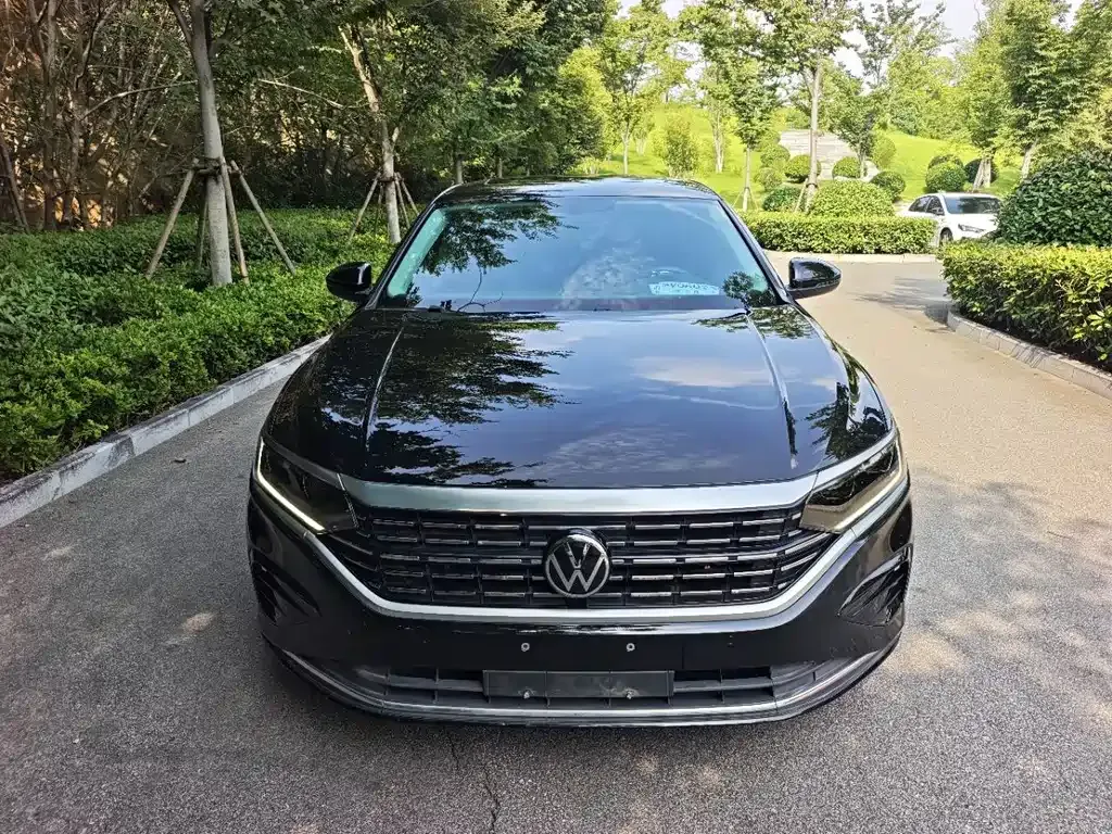 2022 Volkswagen Passat 280TSI Elite