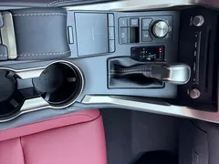 2020 Lexus NX 200 4WD Fashion — фото 11