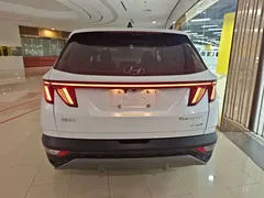 2023 Hyundai Tucson L 1.5T AT 2WD GLX Elite, белый — фото 6