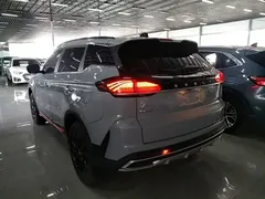 2022 Geely Atlas 1.8T DCT Smart — фото 5