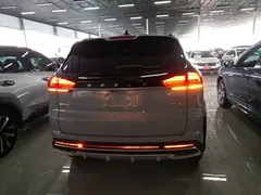 2022 Geely Atlas 1.8T DCT Smart — фото 6