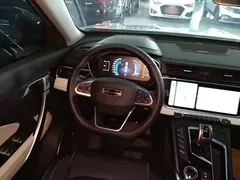 2022 Geely Atlas 1.8T DCT Smart — фото 11