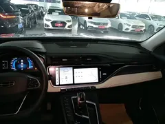 2022 Geely Atlas 1.8T DCT Smart — фото 13