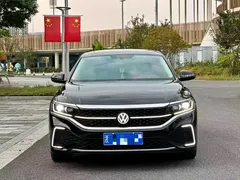 2023 Volkswagen Passat 330TSI Luxury, чёрный — фото 2