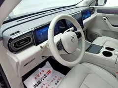 2023 Leapmotor C11 EV 580 4WD Performance, чёрный — фото 8