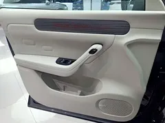 2023 Leapmotor C11 EV 580 4WD Performance, чёрный — фото 15