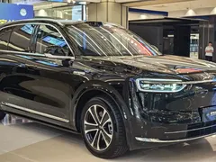 2026 Aito M7 EREV Ultra 4WD 5-seat 192-line Lidar, чёрный — фото 3