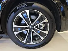 2026 Aito M7 EREV Ultra 4WD 5-seat 192-line Lidar, чёрный — фото 14