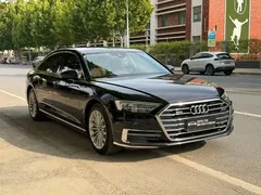 2021 Audi A8L 50 TFSI quattro Comfort, чёрный — фото 3