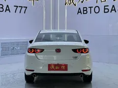 2021 Mazda 3 2.0L AT, белый — фото 5