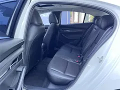 2021 Mazda 3 2.0L AT, белый — фото 16
