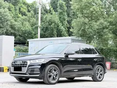 2020 Audi Q5L 40 TFSI, чёрный — фото 1
