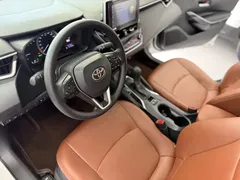 2021 Toyota Corolla Hybrid 1.8L E-CVT Elite, белый — фото 10