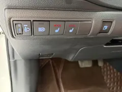 2021 Toyota Corolla Hybrid 1.8L E-CVT Elite, белый — фото 11