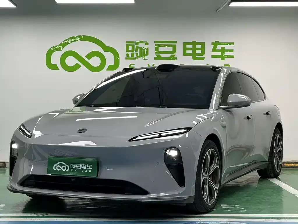 2023 Nio ET5T 100kWh Touring