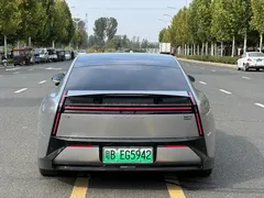 2025 Xpeng P7 750 4WD High Performance Ultra — фото 7