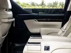 2021 Toyota Alphard Hybrid 2.5L Luxury, белый — фото 13