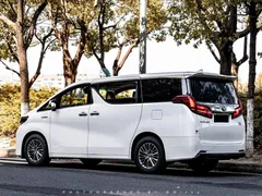 2021 Toyota Alphard Hybrid 2.5L Luxury, белый — фото 16