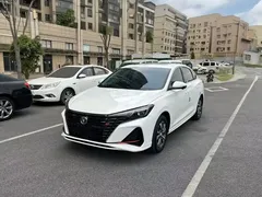 2023 Changan Eado PLUS 1.4T GDI DCT Premium, белый — фото 1