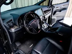 2021 Toyota Vellfire Hybrid 2.5L HV Premium, чёрный — фото 4