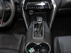 2022 Toyota Venza 2.0L CVT 2WD Luxury, белый — фото 15