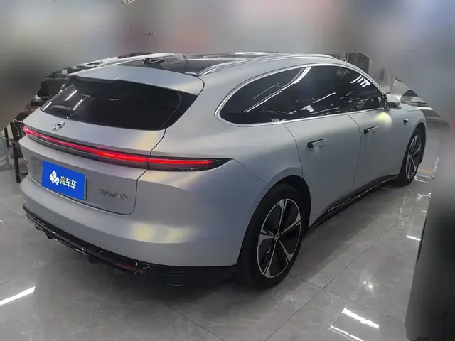 2025 Nio ET5T 75kWh Touring Champion
