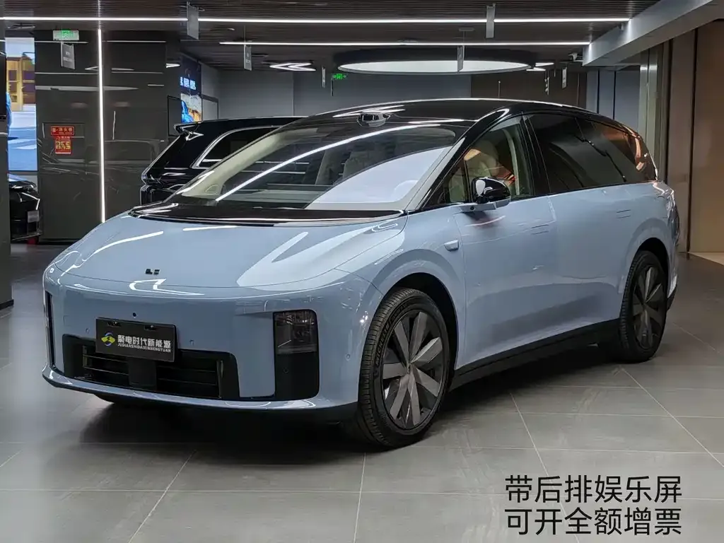 2025 Li Auto i8 Standard