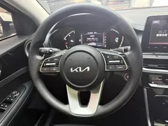 2021 Kia Cerato 1.5L CVT Fashion, белый — фото 14