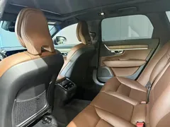 2022 Volvo V90 Cross Country B5 AWD — фото 10
