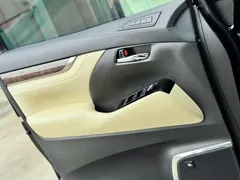 2021 Toyota Alphard Hybrid 2.5L Premium, чёрный — фото 16
