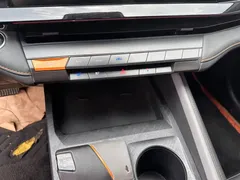 2022 Changan UNI-V 1.5T Premium, белый — фото 10