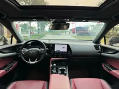2022 Lexus NX 260 2WD, белый — фото 4