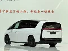 2024 Li Auto MEGA Ultra, белый — фото 7