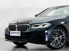 2023 BMW 5 Series 530Li Leading M Sport Package, чёрный — фото 3