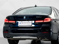 2023 BMW 5 Series 530Li Leading M Sport Package, чёрный — фото 7