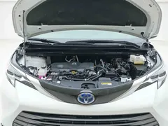 2021 Toyota Sienna 2.5L Hybrid Ultimate, белый — фото 7