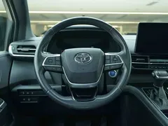 2021 Toyota Sienna 2.5L Hybrid Ultimate, белый — фото 17