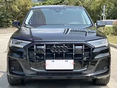2021 Audi Q7 55 TFSI quattro S line Sport, чёрный — фото 3